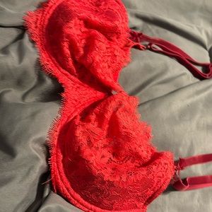Victoria secret bra size 34DD